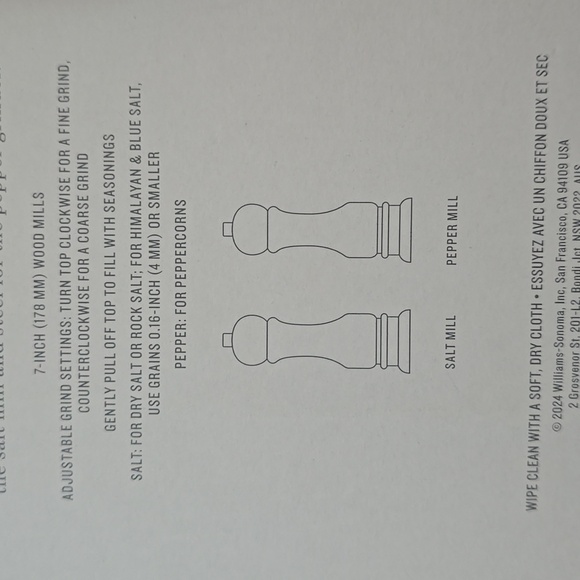 Williams Sonoma Gold Salt & Pepper Shakers,Color Brass, Retail Price $249.95US - Picture 9 of 11